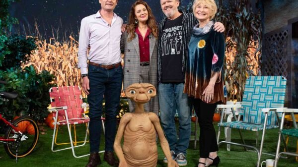 Drew Barrymore Genuinely Believed the Creature Was Real When She Was 7 Years Old and Filming E.T.