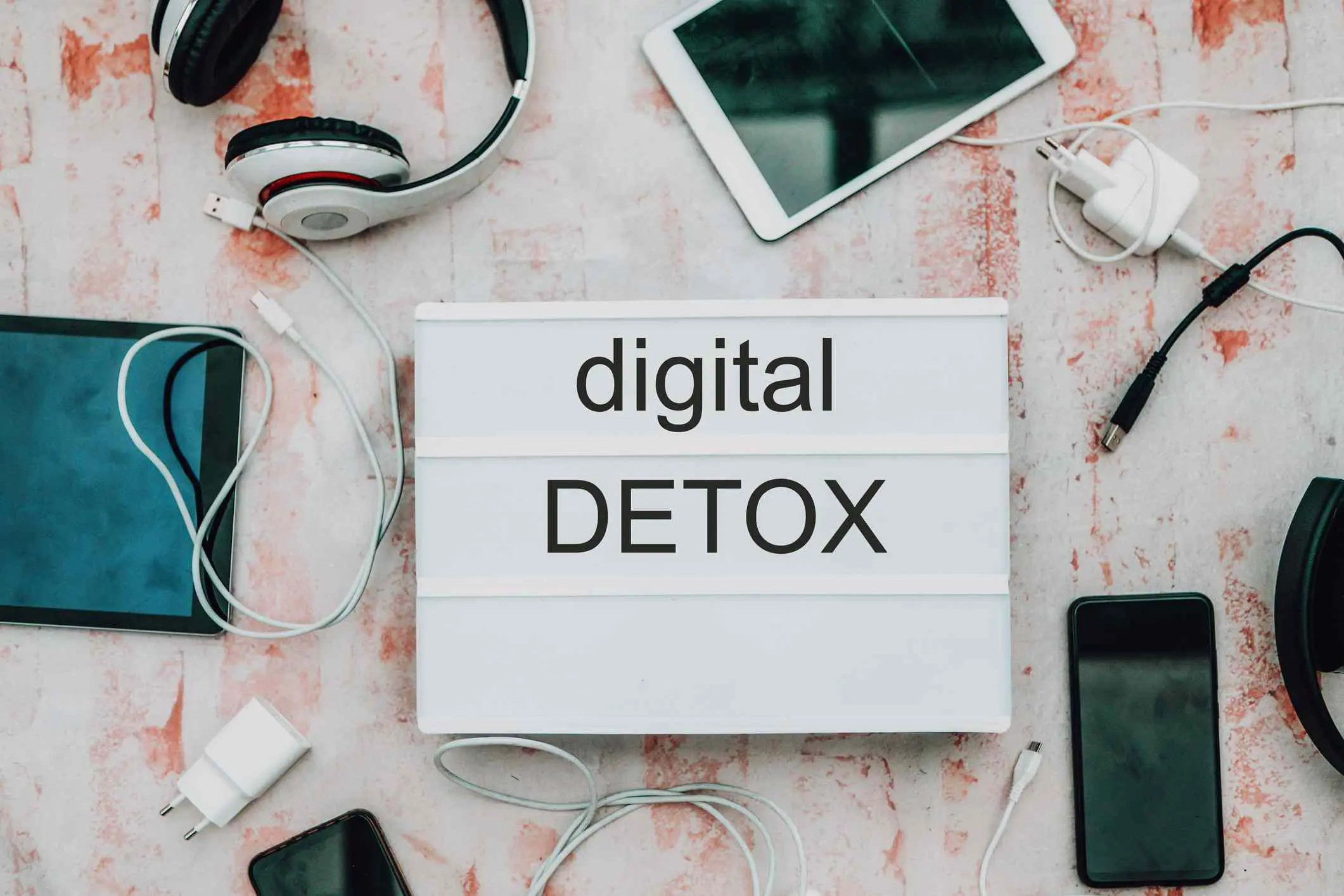 Digital Detox Balancing Technology in Your Everyday Lifestyle